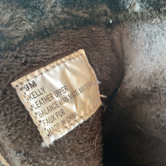 Khombu Black Leather Kelly Snow Boots - Picture 5 of 6